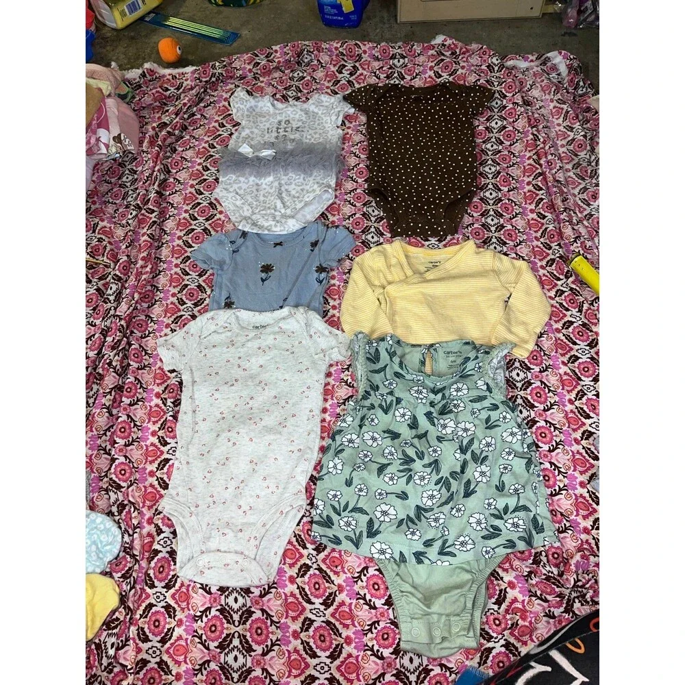 Lot of 6 Baby Girl’s Bodysuits Size 6 Months